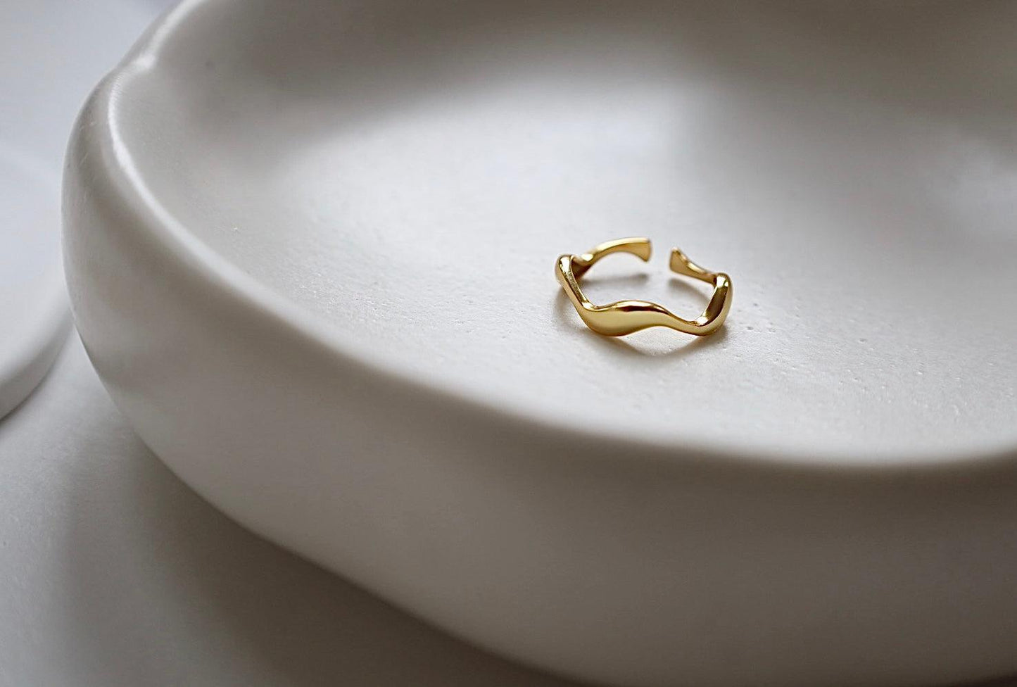 Vela Adjustable Ring - Gold