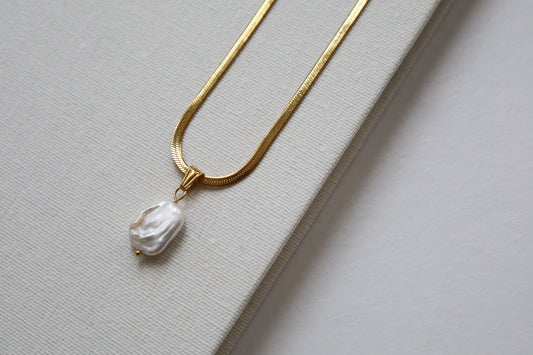 Grace Freshwater Pearl Necklace- Gold