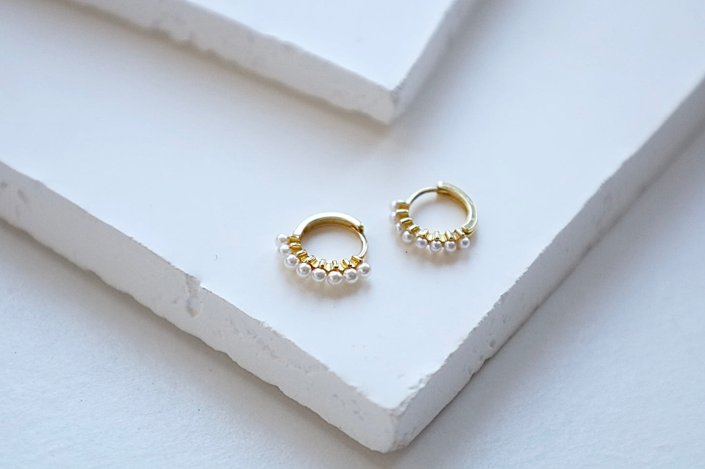 Halo Pearl Earrings