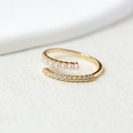 Pearl Embrace Ring