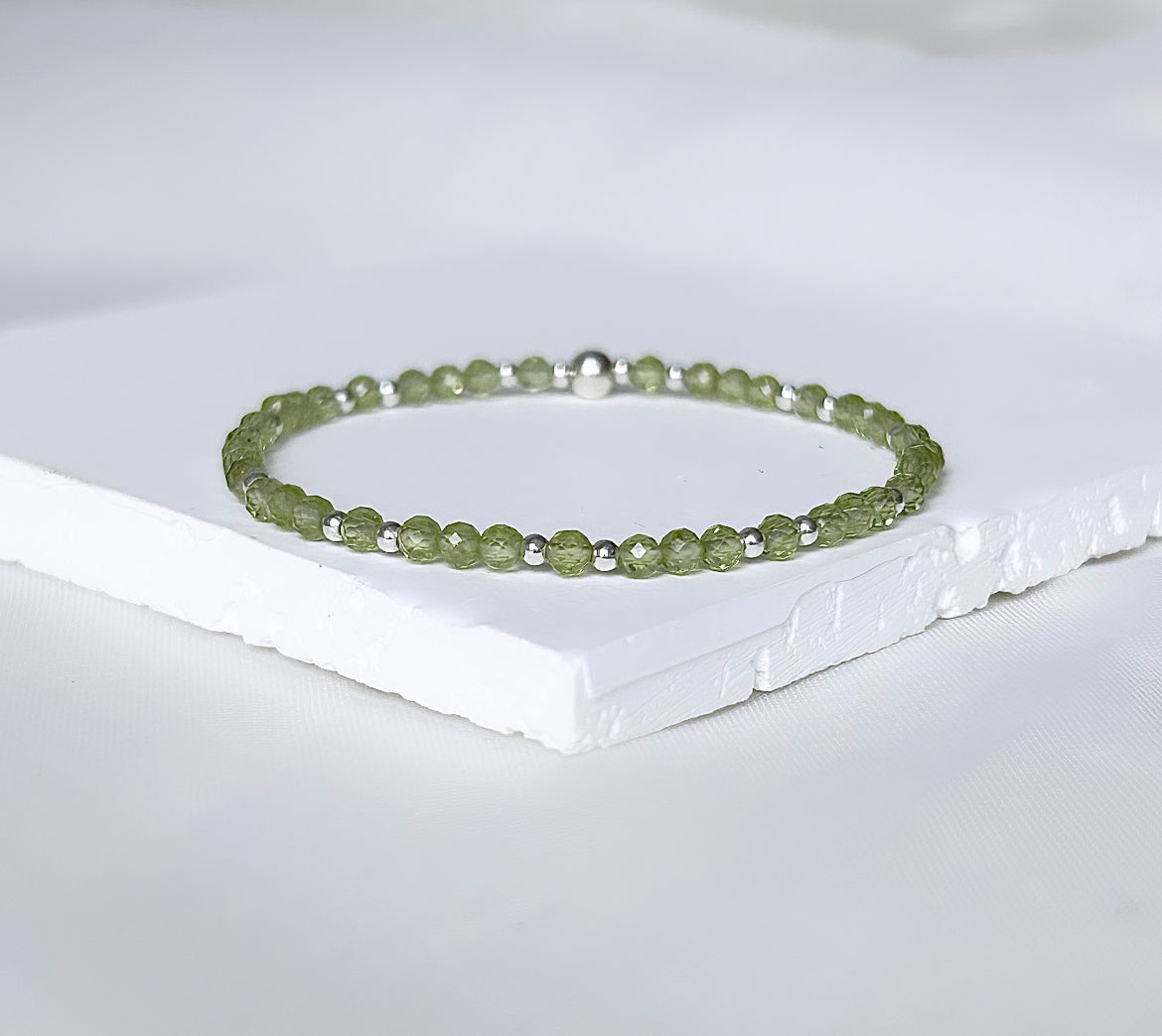 Dainty Peridot Gemstone Bracelet | 925 Sterling Silver