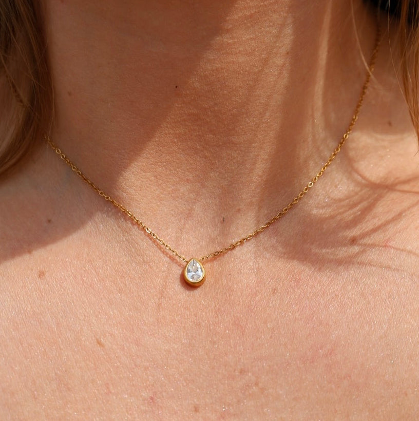 Dainty Teardrop Necklace