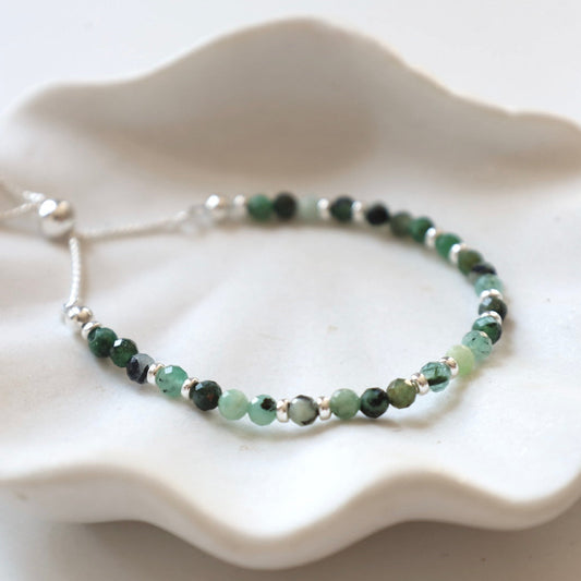Dainty Emerald Adjustable Bracelet | 925 Sterling Silver | May Birthstone