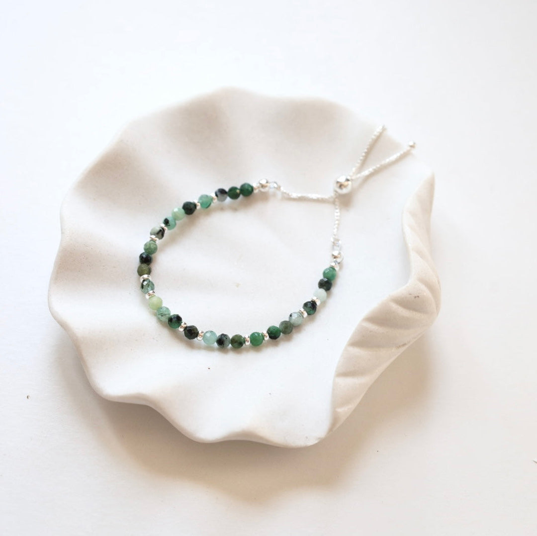 Dainty Emerald Adjustable Bracelet | 925 Sterling Silver | May Birthstone