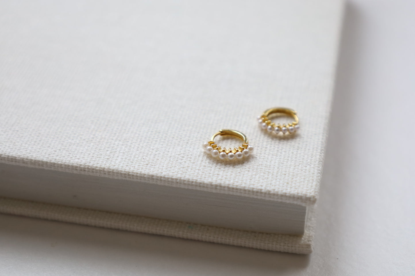 Halo Pearl Earrings