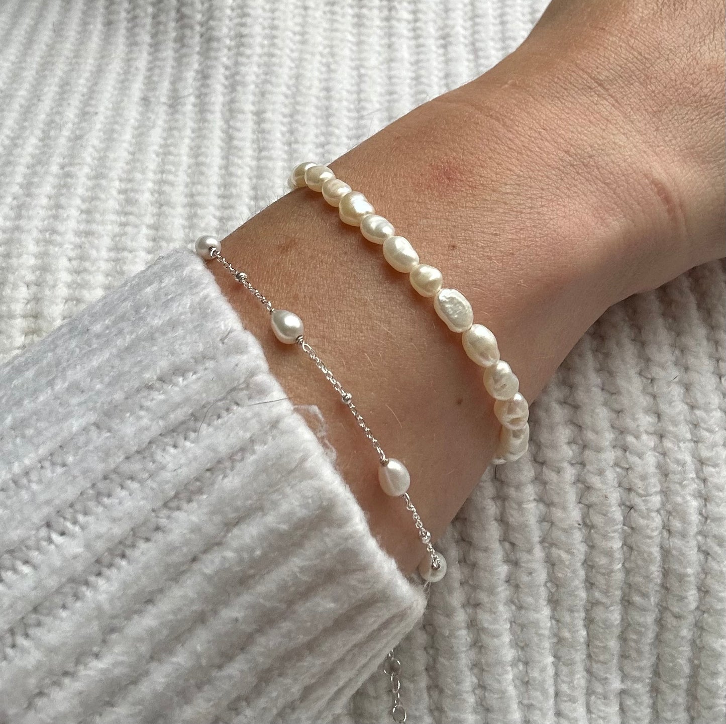 Dainty Pearl Satellite Bracelet