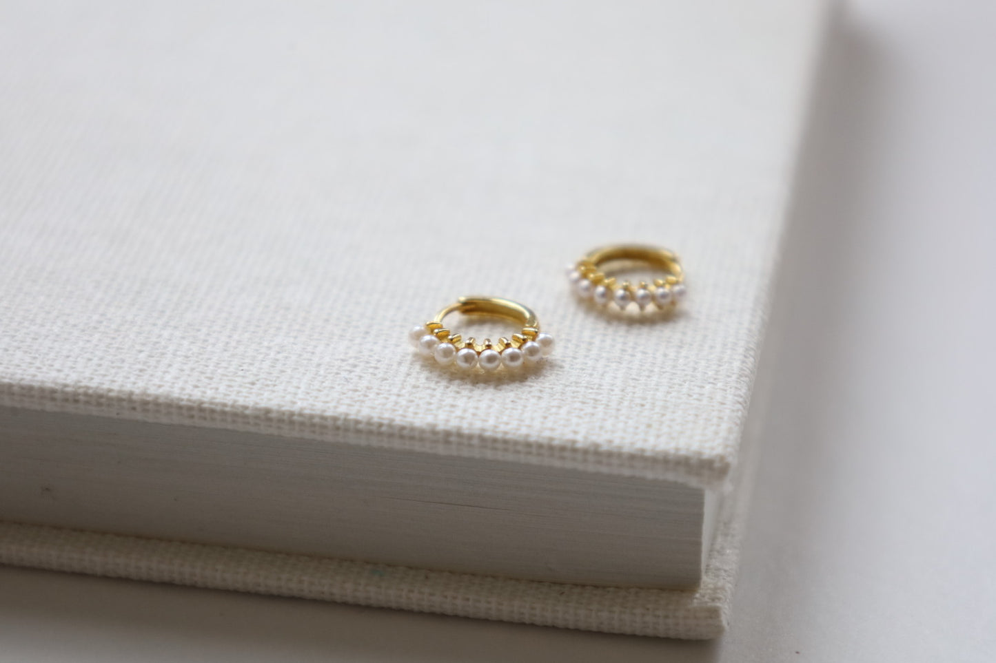 Halo Pearl Earrings