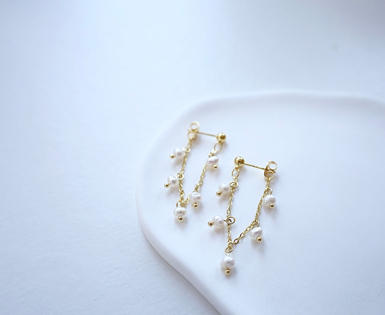 Pearl Droplets Earrings