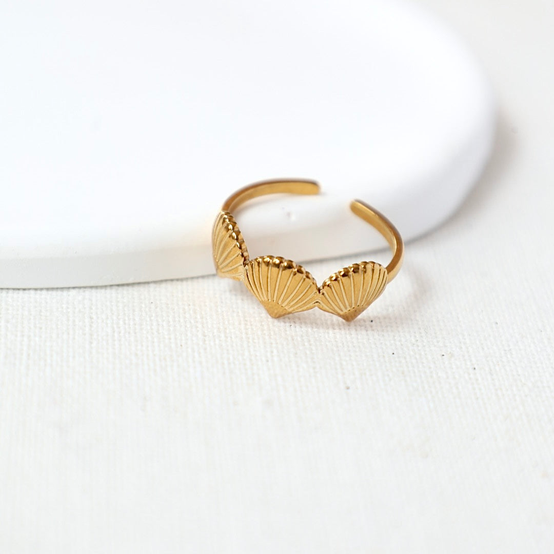Shell Adjustable Ring