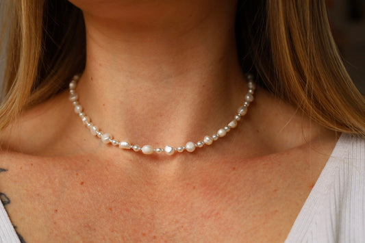 Luna Freshwater Pearl Necklace