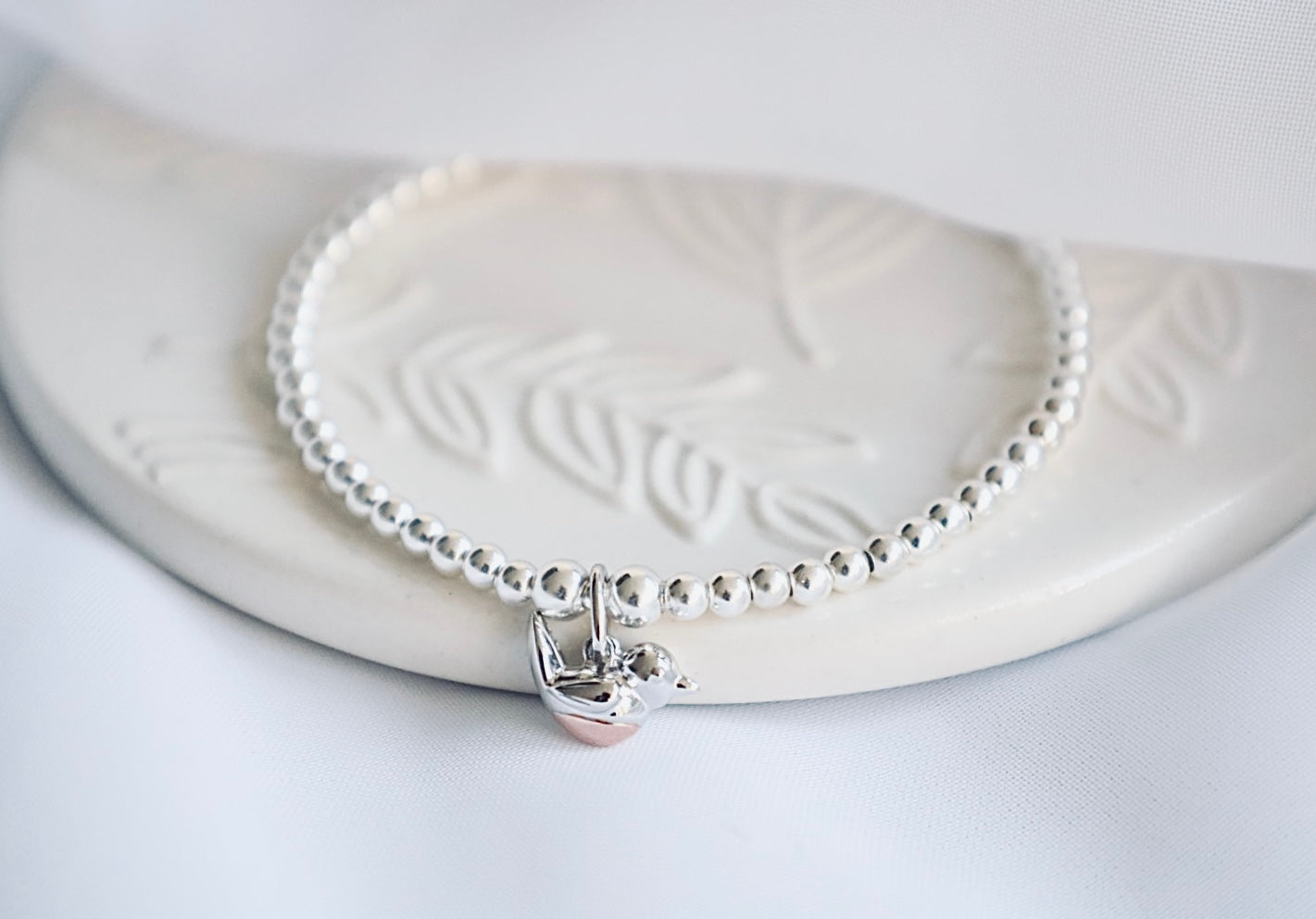 ‘Robins appear when loved ones are near’ Charm Bracelet