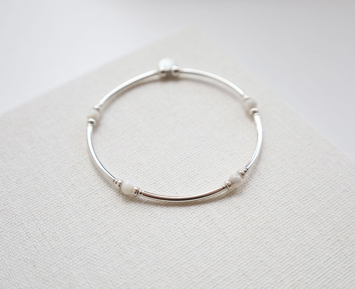 Mother of Pearl Stretch Bangle
