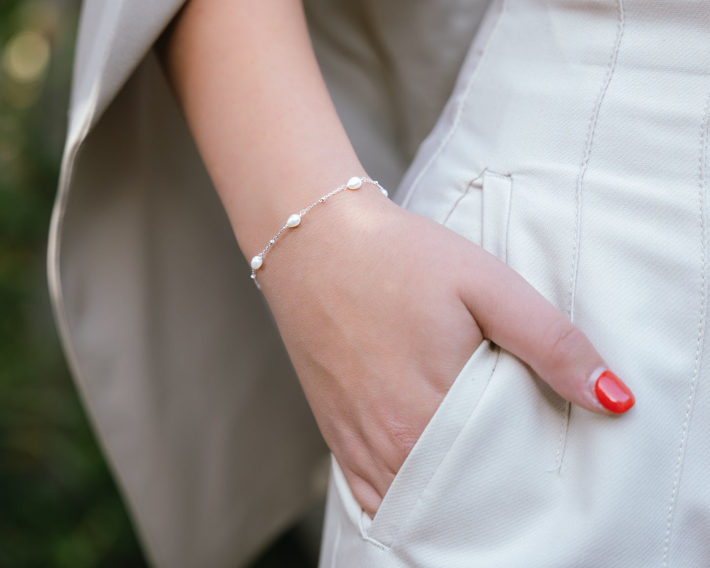 Dainty Pearl Satellite Bracelet