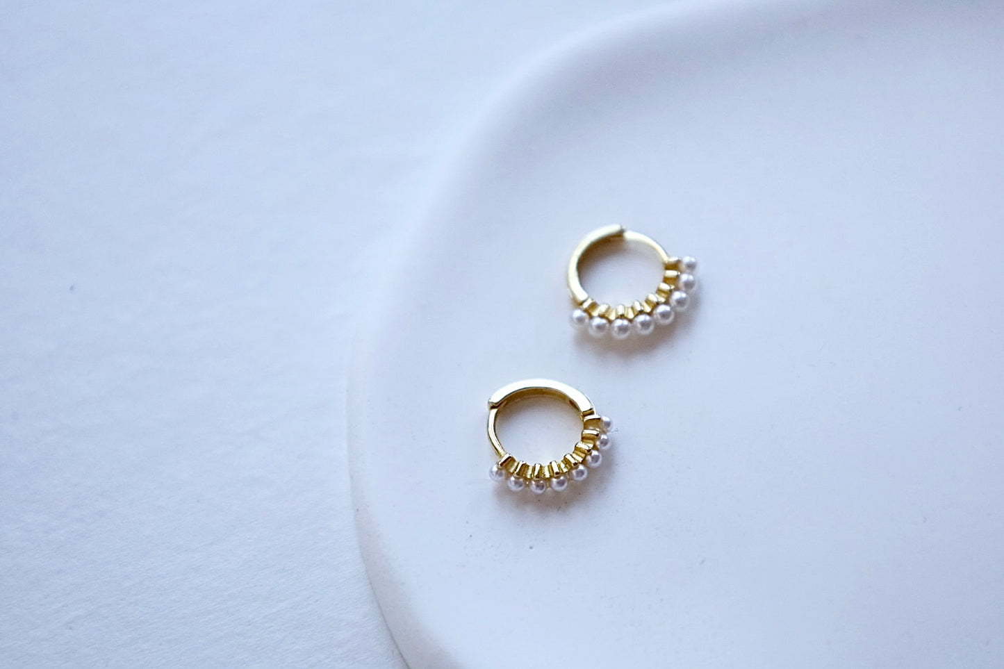 Halo Pearl Earrings