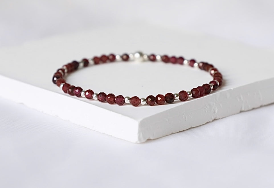 Dainty Garnet Gemstone Bracelet | 925 Sterling Silver | January Birthstone