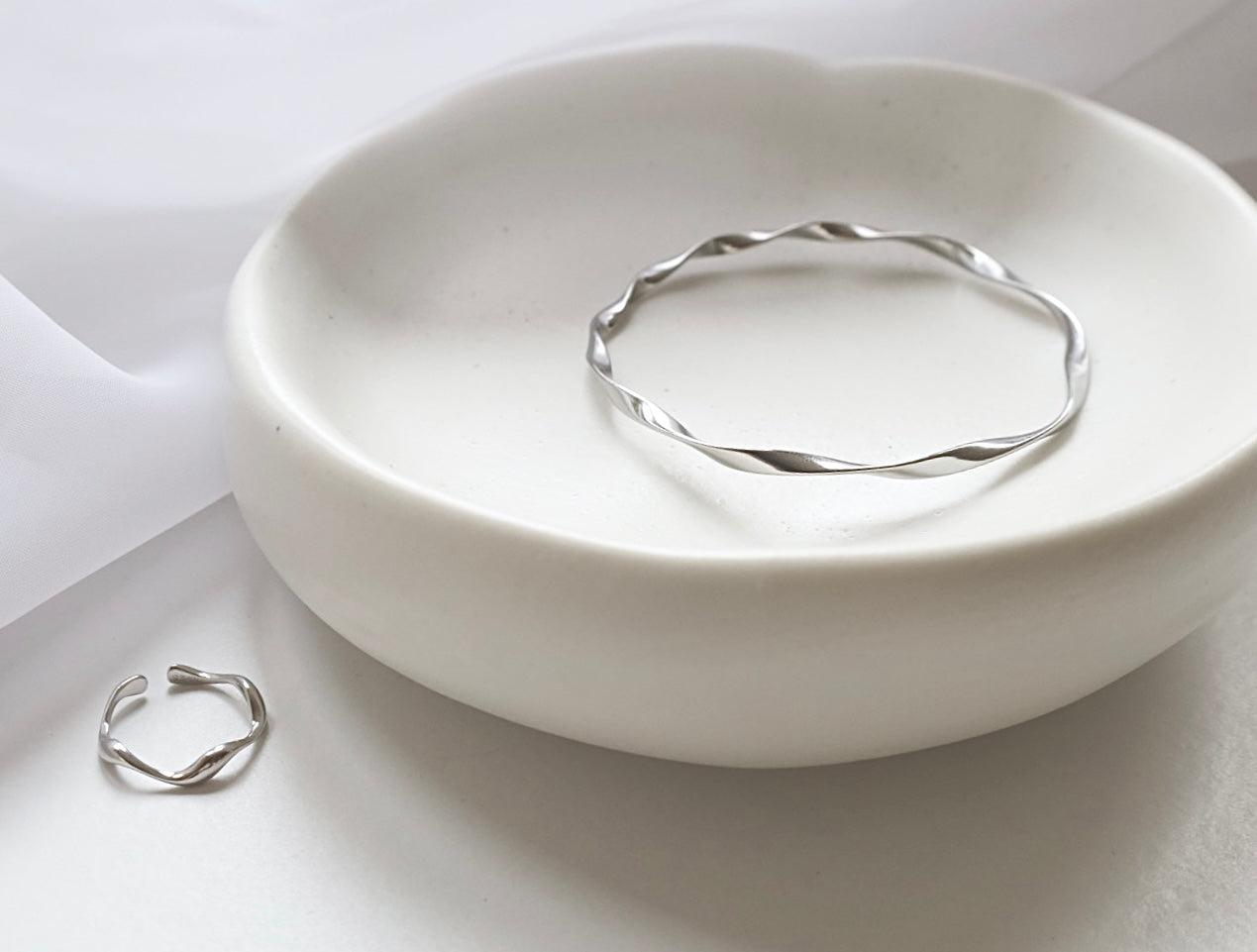 Vela Adjustable Ring - Silver