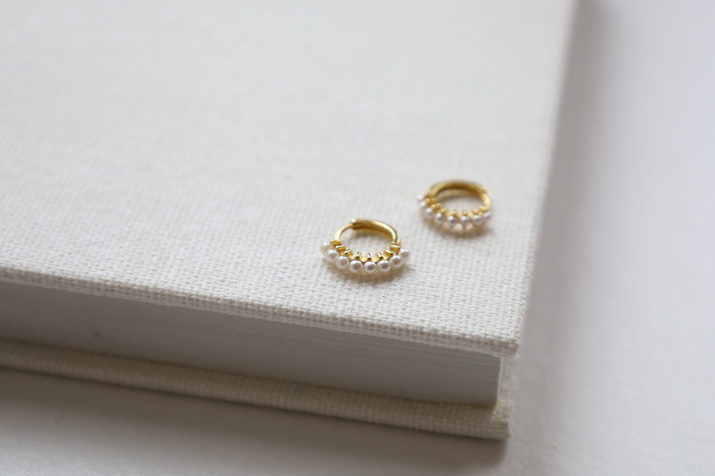 Halo Pearl Earrings