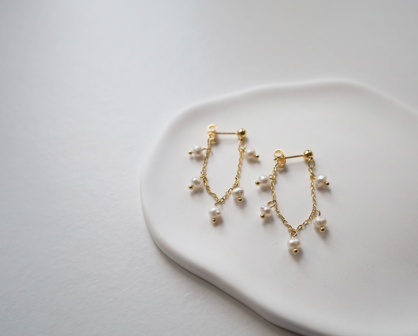Pearl Droplets Earrings
