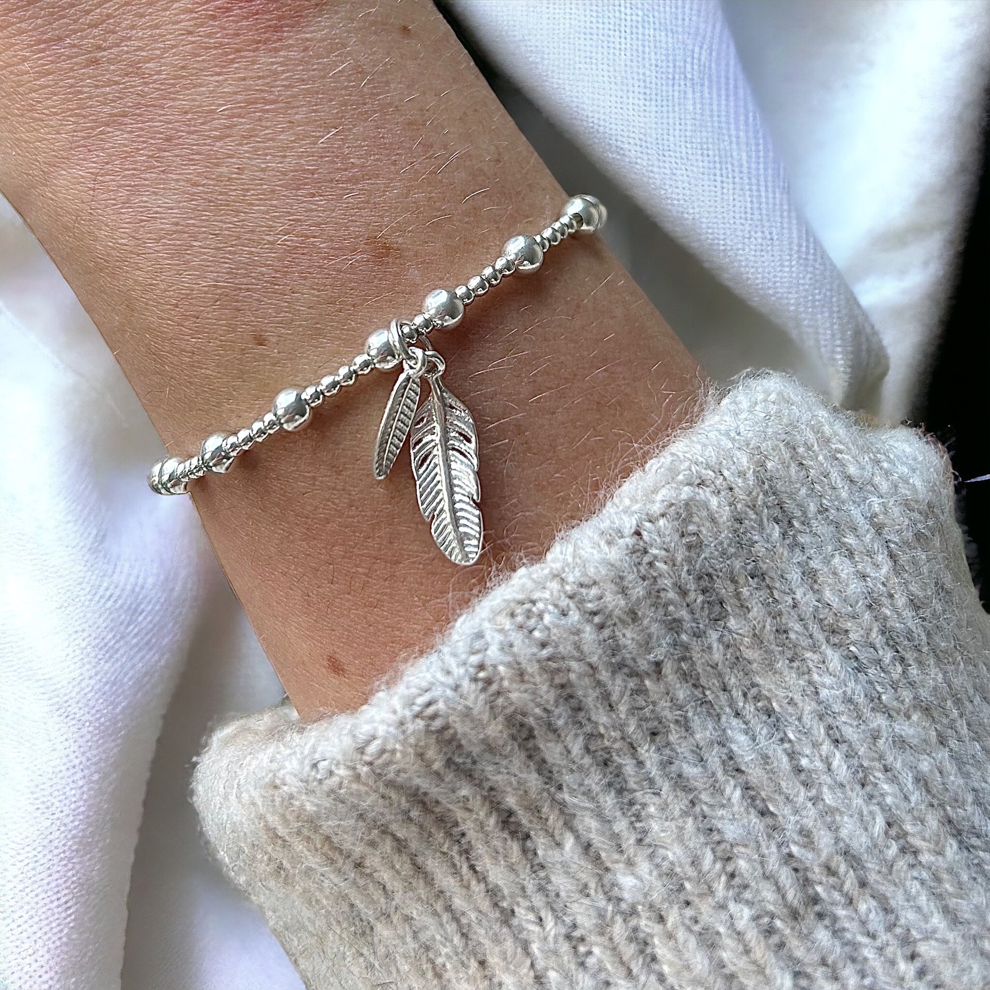 Feather Charm Bracelet 925 Sterling Silver – SophieJean Jewellery