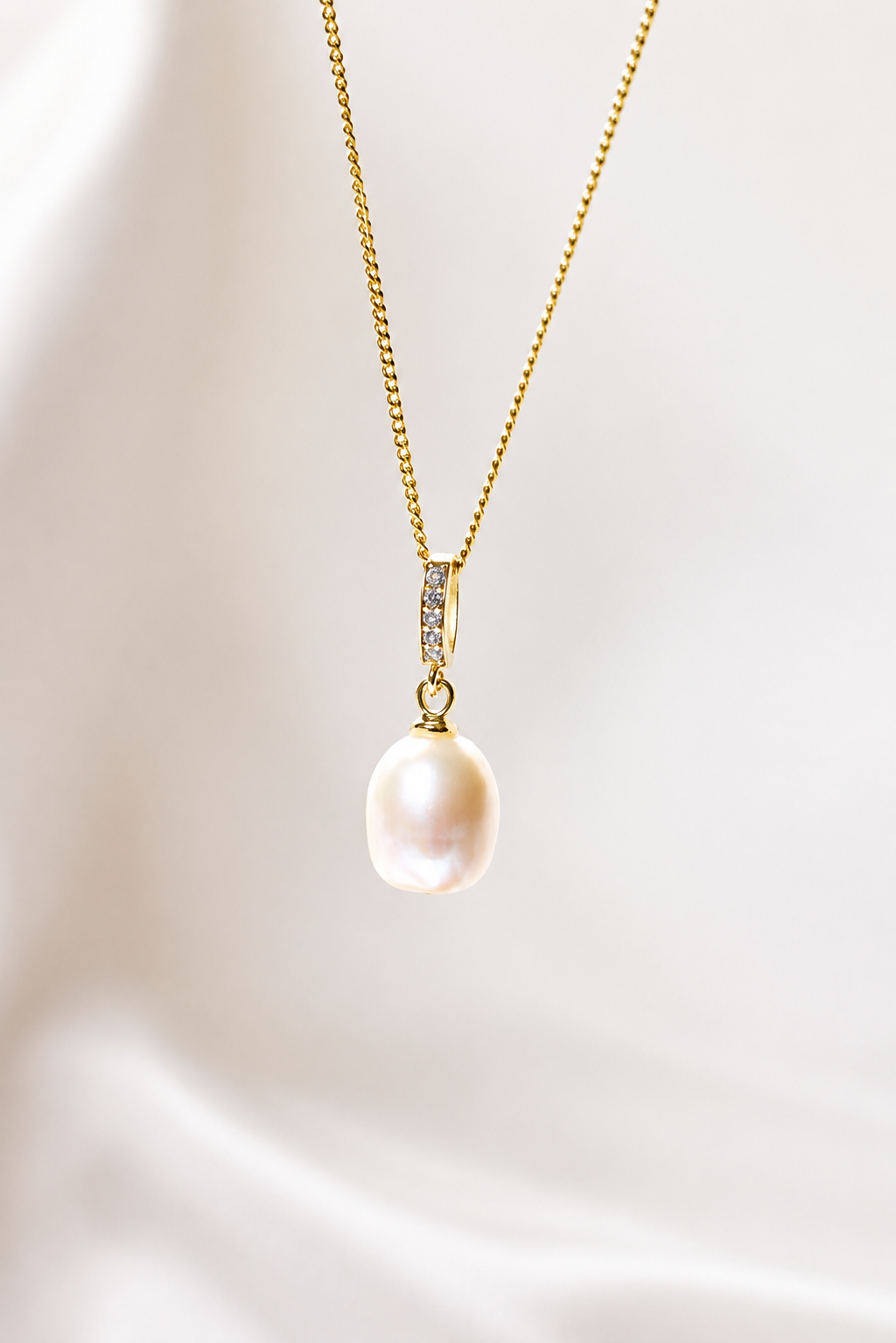 Freshwater Pearl Pendant Necklace