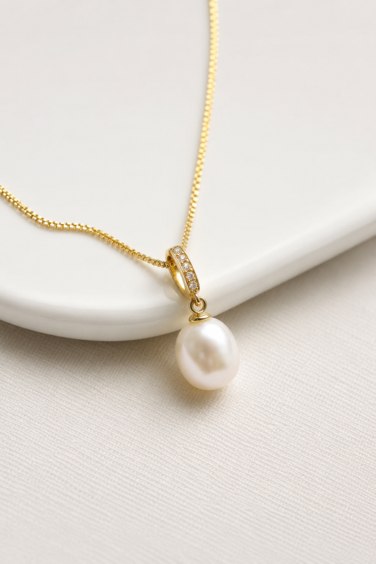 Freshwater Pearl Pendant Necklace